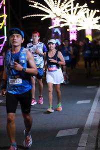 BIB: 0933, 100, 572
                            <button type="button" onclick="openModal(20316721)" class="btn btn-primary btn-sm float-right btn-popup" data-toggle="modal" data-target=".modal-high-quality">
                        <i class="fas fa-shopping-cart"></i> Add to Cart
                    </button>
                                            <button type="button" onclick="isThisMe(20316721, true)" class="btn btn-success btn-sm float-right btn-popup btn-isme hidden" data-toggle="tooltip" data-placement="bottom" title="นี่คือรูปของคุณใช่ไหม คลิกที่นี่เพื่อเอาเข้าอัลบั้ม">
                        <i class="fas fa-plus"></i> Add to album
                    </button>
                    <button type="button" onclick="isThisMe(20316721, false)" class="btn btn-warning btn-sm float-right btn-popup btn-isnotme hidden">
                        <i class="fas fa-ban"></i> Remove from album
                    </button>